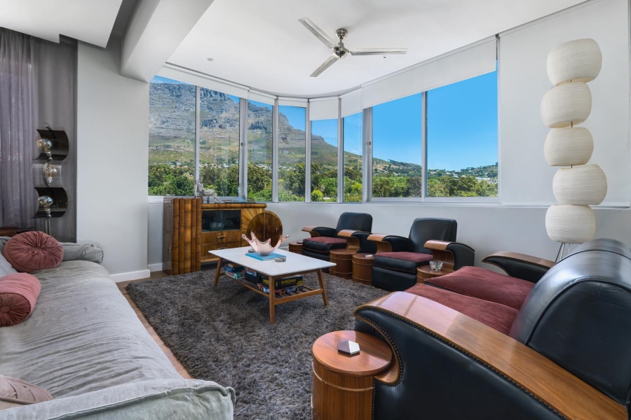 3 Bedroom Property for Sale in Oranjezicht Western Cape